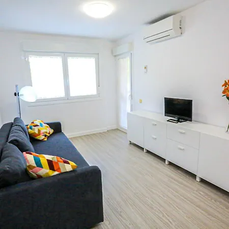 Grekus Litoral - Only Families Apartment *